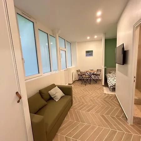 Apartment Modern Near Nation 2 Guests In Gonnet